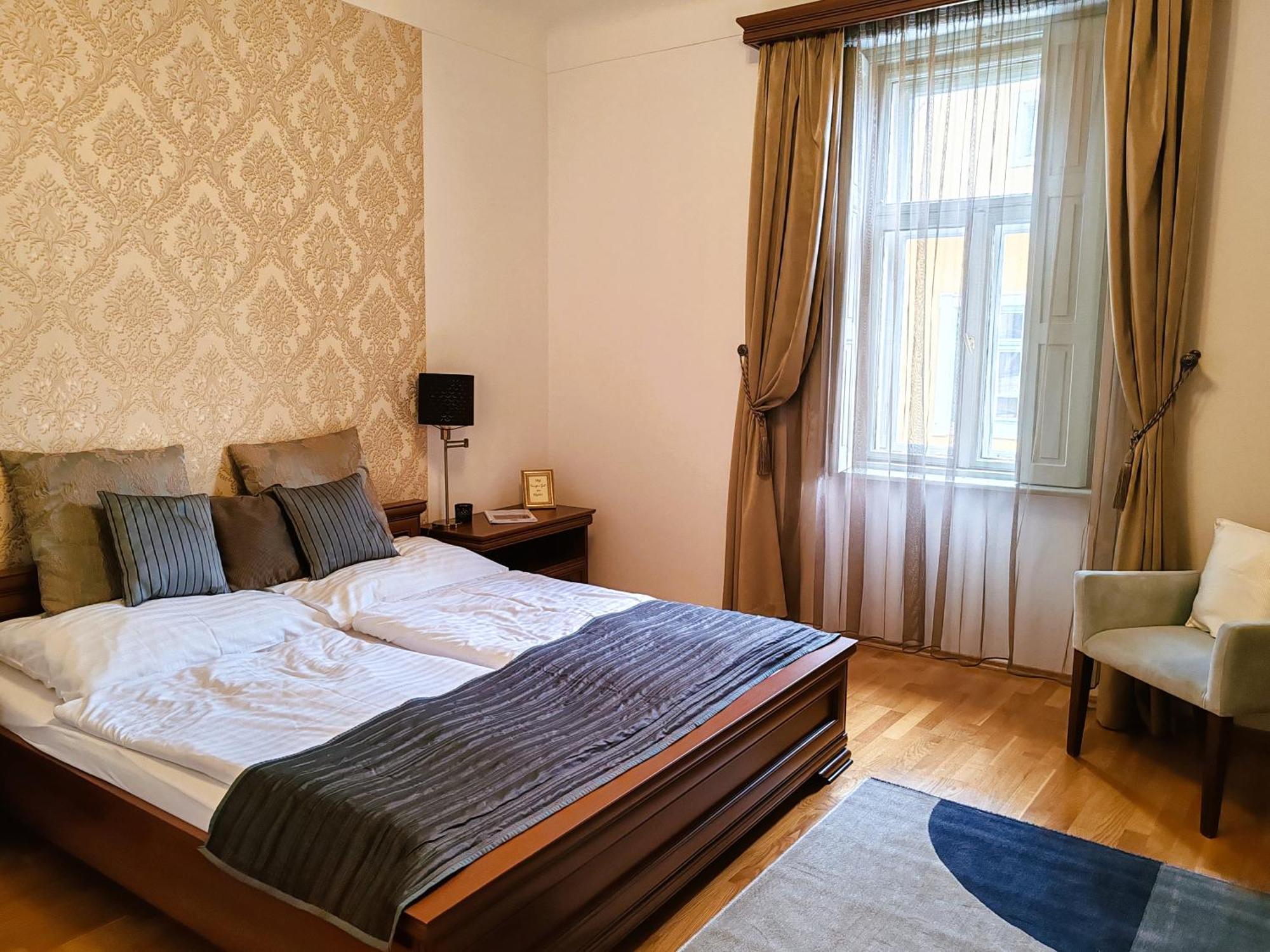 Városi Vendégház Szentendre Hotel Kültér fotó